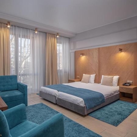 Boomerang Boutique Hotel Odessa Extérieur photo