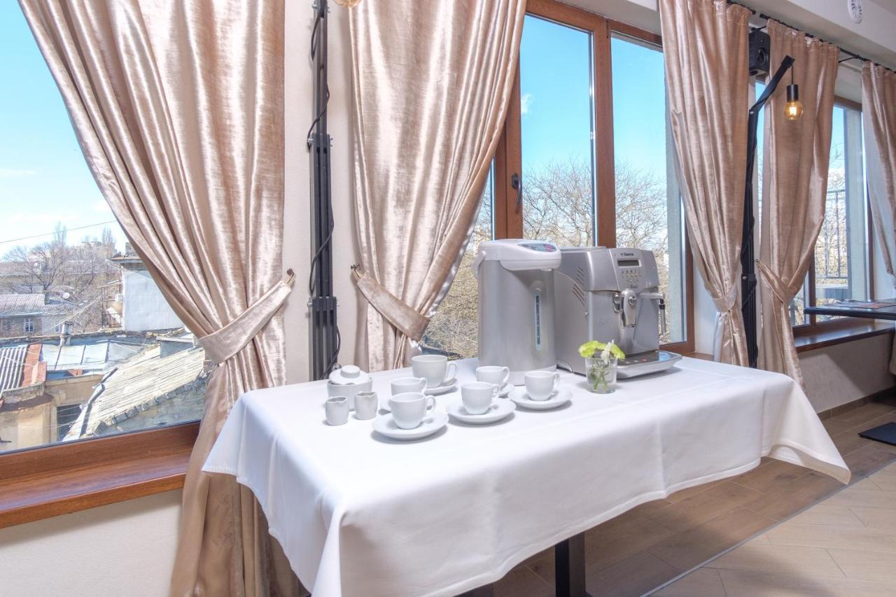 Boomerang Boutique Hotel Odessa Extérieur photo