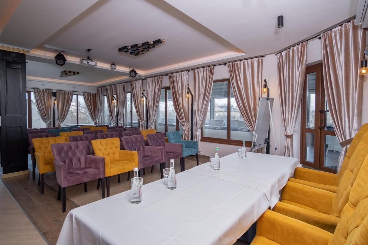 Boomerang Boutique Hotel Odessa Extérieur photo